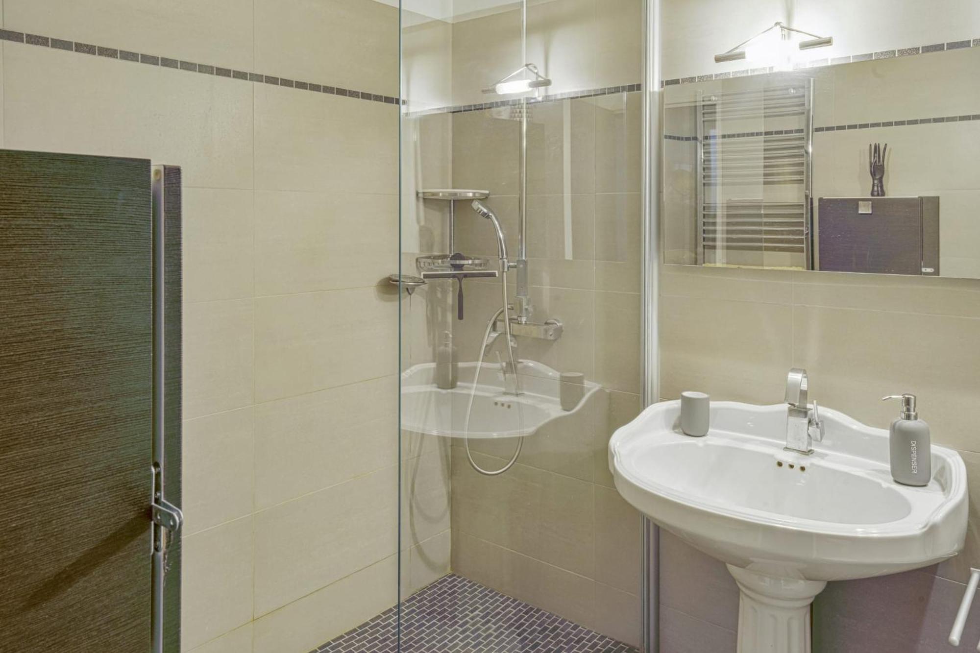 Appartement Labrouste Et Son Balcon - Welkeys Paris Exterior foto